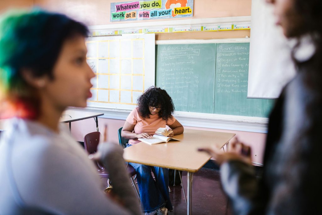 High school student learns how to write a college essay